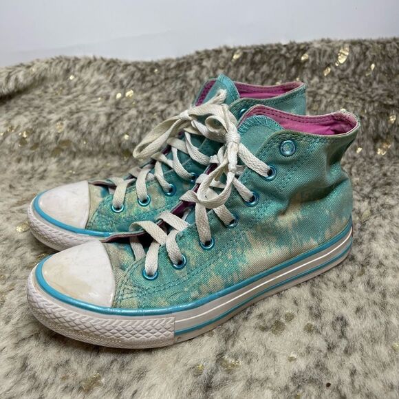 5 for $25🔥Converse High Top Blue Acid Washed Sneakers Girls Size 2 - Picture 1 of 8